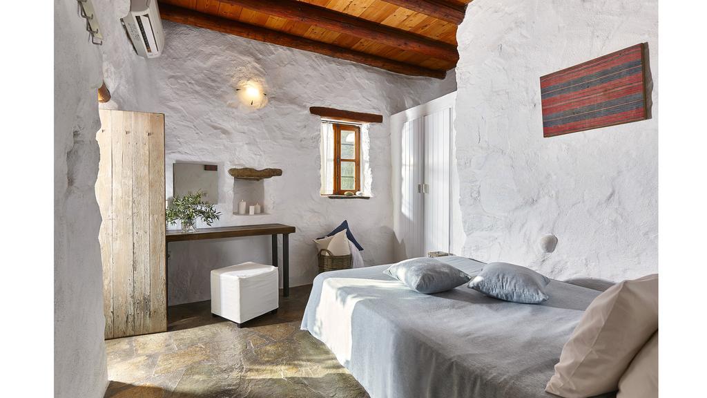White River Cottages - Rustic Minimalist Holiday Houses Makrýgialos Buitenkant foto